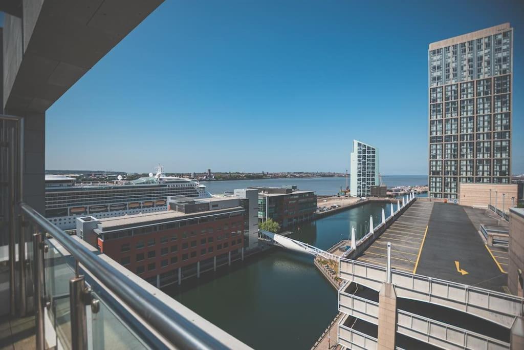 Penthouse River View! Wow Ливърпул Екстериор снимка